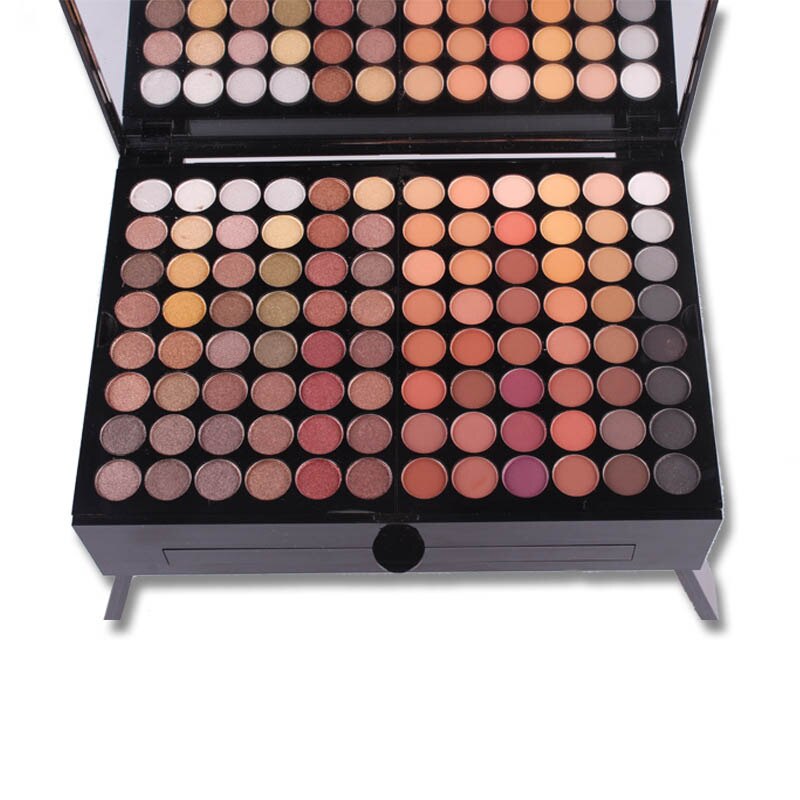 Iconic 180 Makeup Set